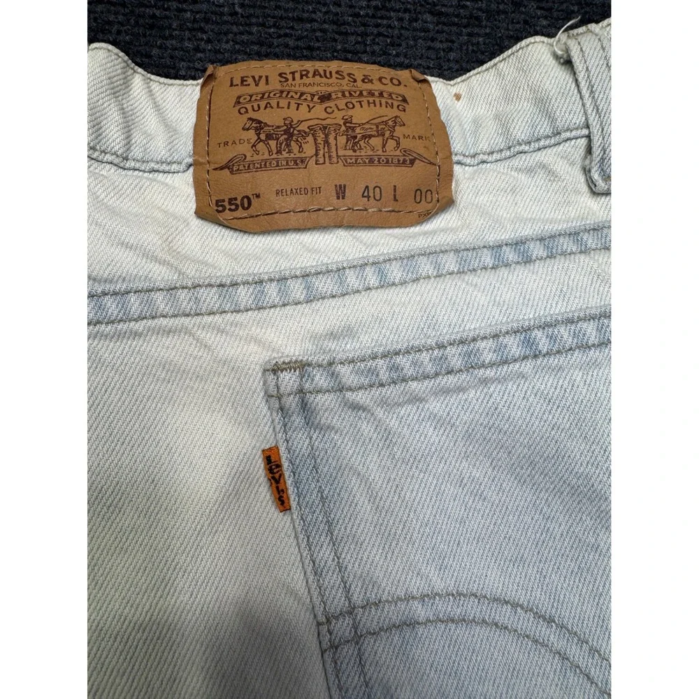 Vintage Levis 550 Orange Tab Relaxed Fit Denim Shorts Light Wash Mens 40 90s